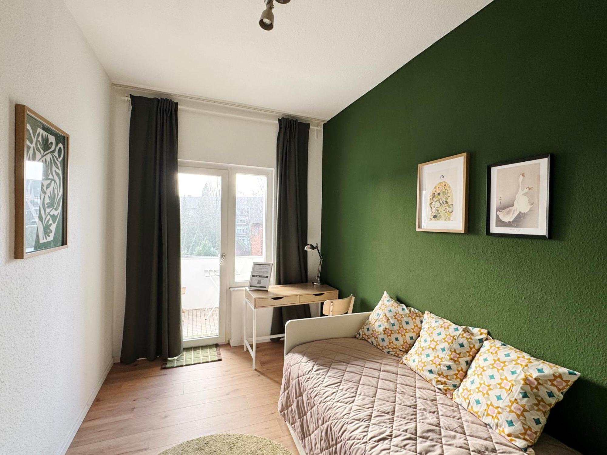 Big With Parking, 30 Min To Duesseldorf * Duisburg